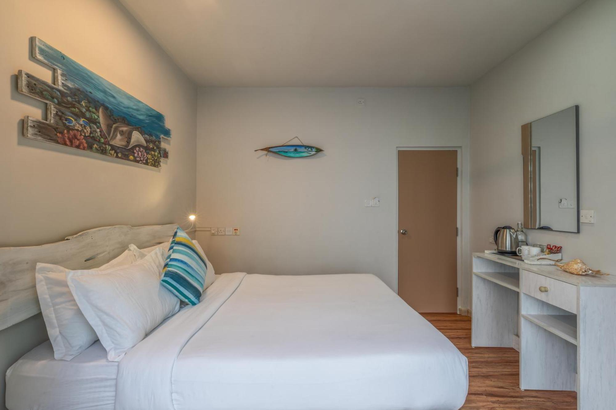 Hotel Ocean Pearl Maldives At Gulhi Island Zewnętrze zdjęcie